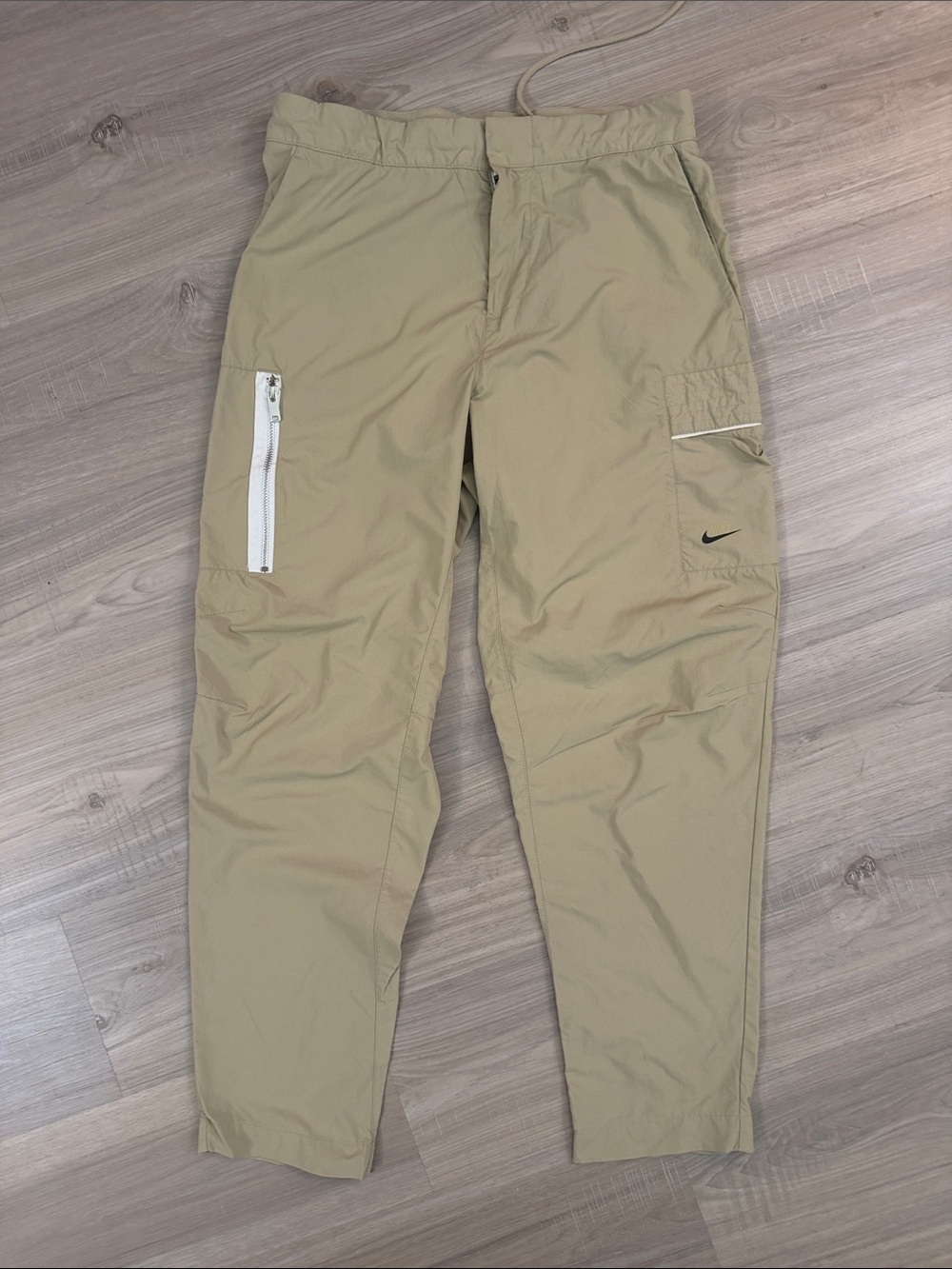 Nike Sportswear Style Essentials Tan Utility Pants. Sz M